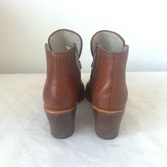 LA SCARPA Brown Genuine 
Leather Ankle Boots with Silver Buckle - Picture 5 of 10